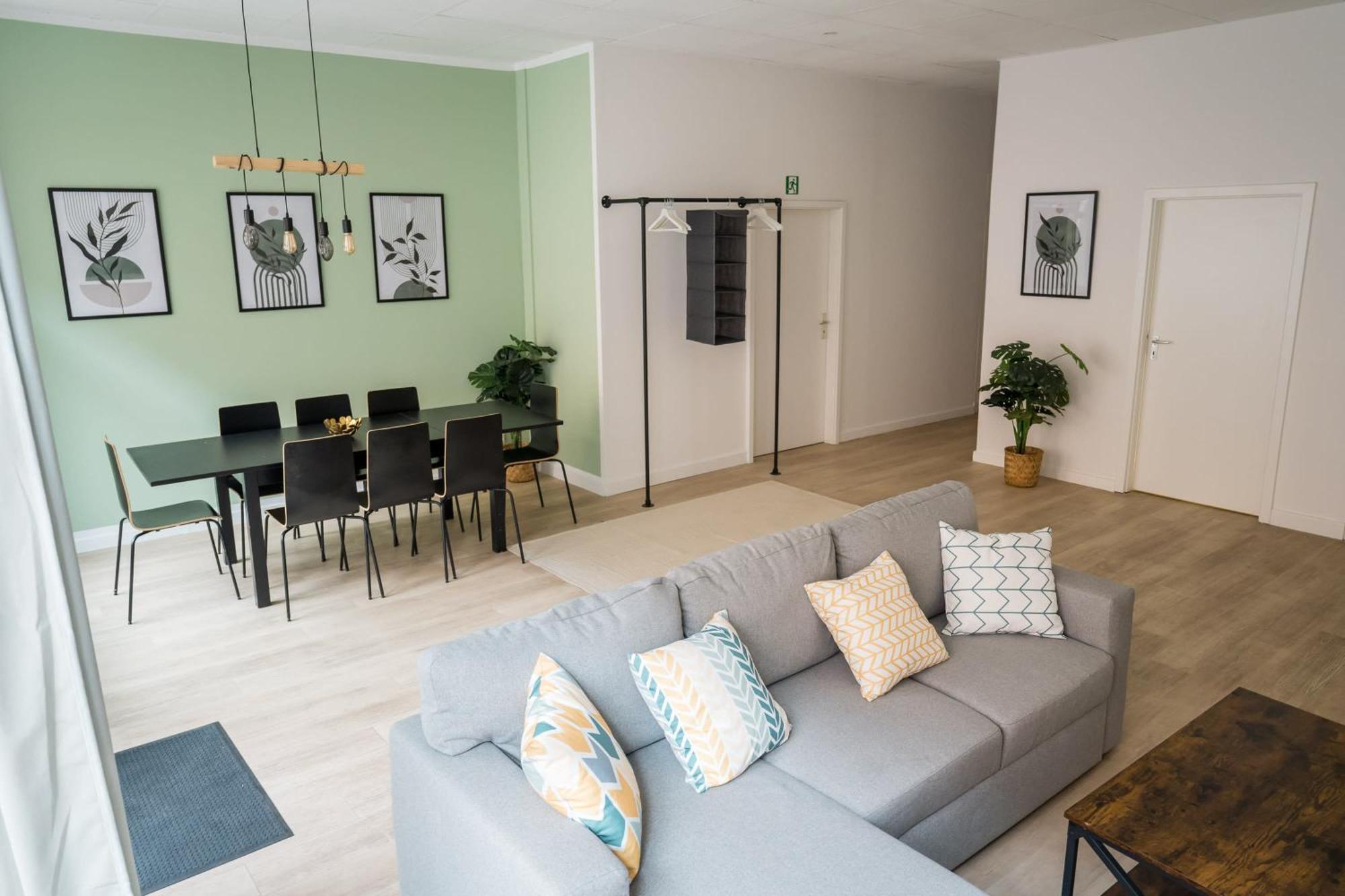 Spacious Family With 2 Bedrooms Appartement Berlijn